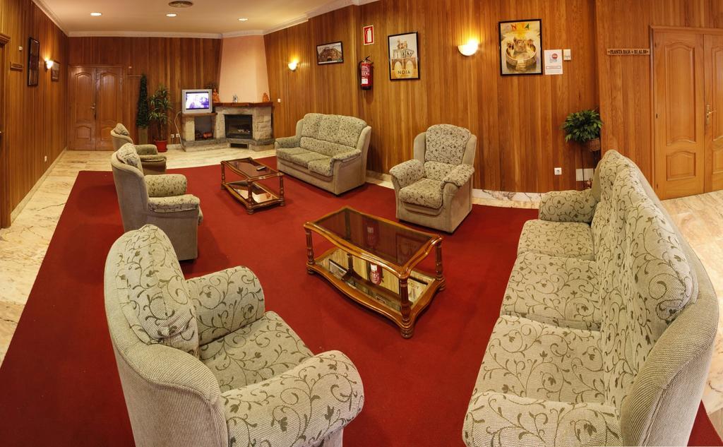 Hotel Park Нойя Экстерьер фото