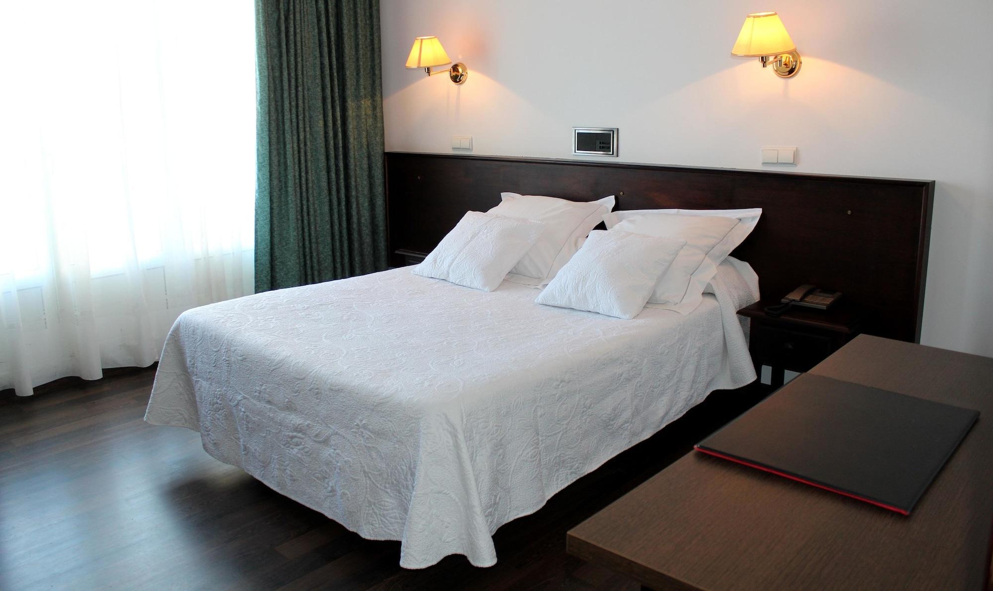 Hotel Park Нойя Экстерьер фото
