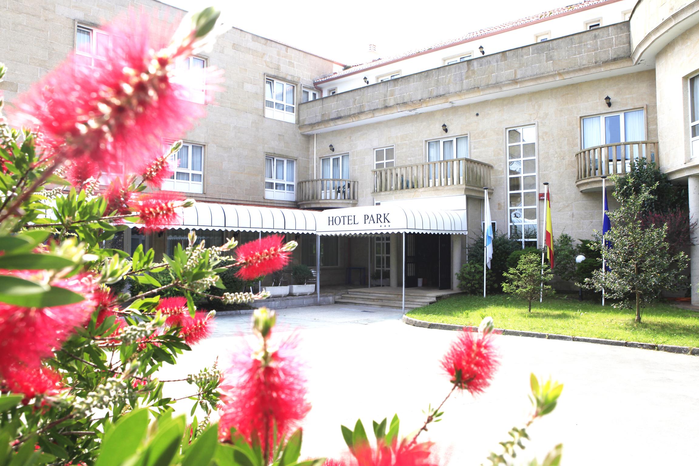 Hotel Park Нойя Экстерьер фото