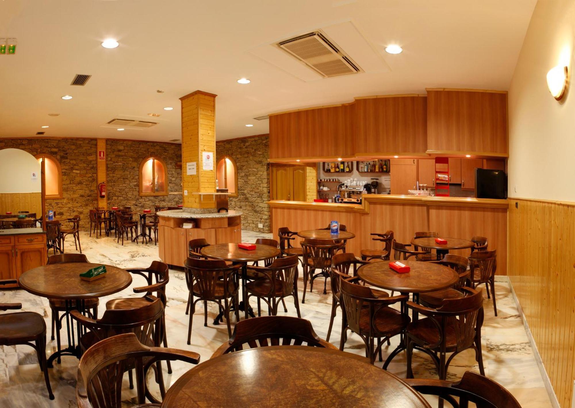 Hotel Park Нойя Экстерьер фото