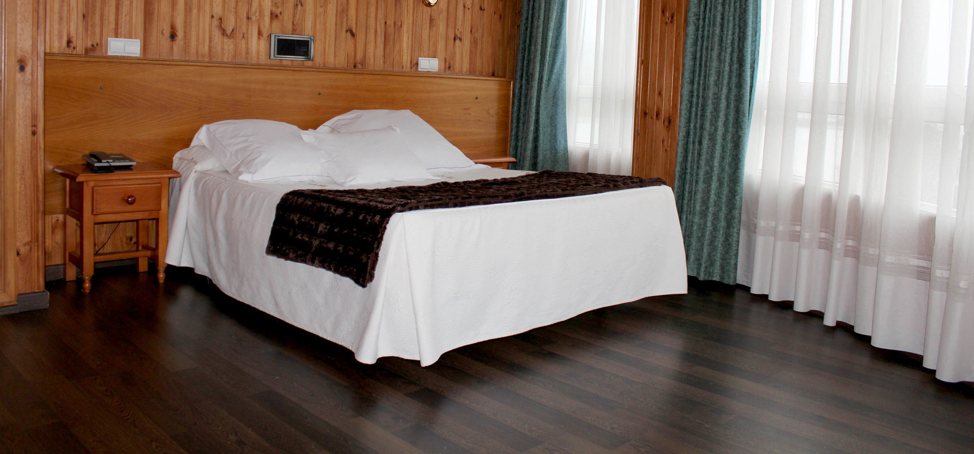 Hotel Park Нойя Экстерьер фото